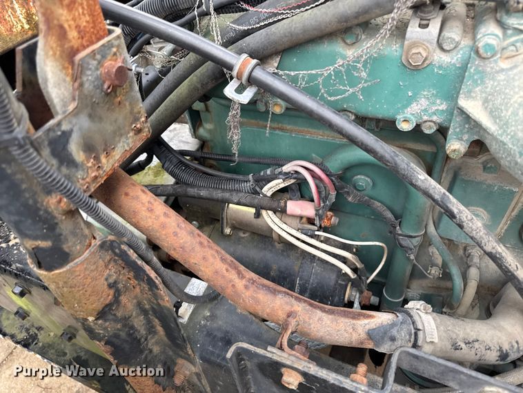 image for item EA2108 1993 Volvo FE box truck