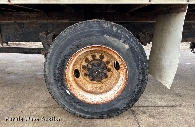 image for item EA2108 1993 Volvo FE box truck