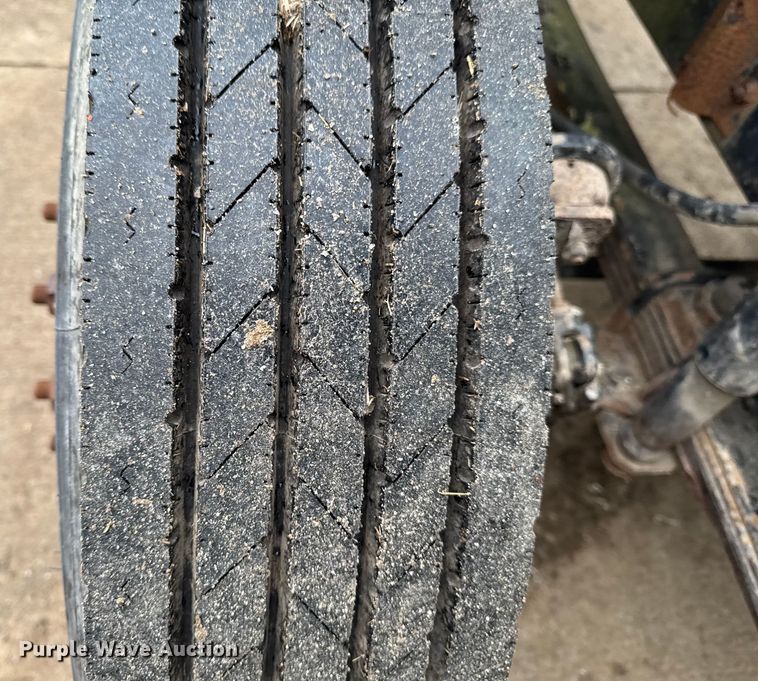 image for item EA2108 1993 Volvo FE box truck