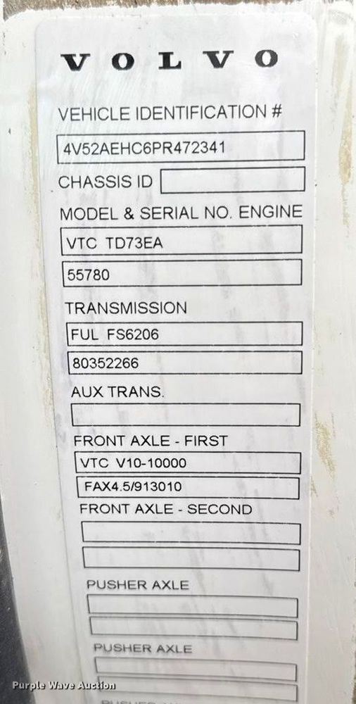 image for item EA2108 1993 Volvo FE box truck