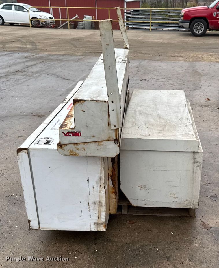 image for item EA2110 (3) toolboxes