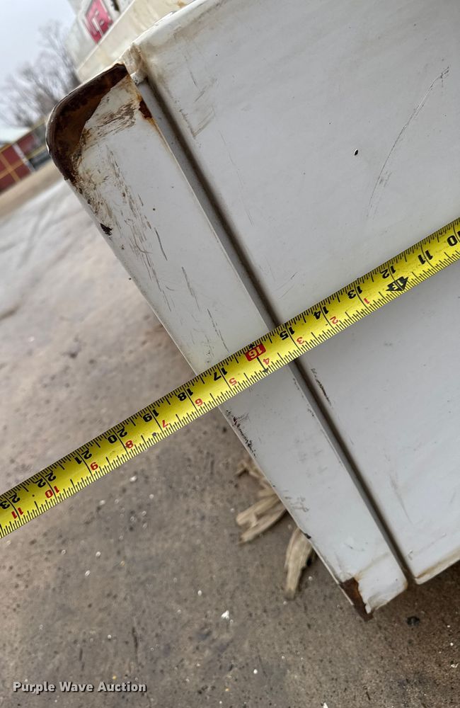 image for item EA2110 (3) toolboxes