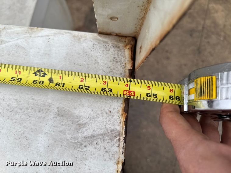 image for item EA2110 (3) toolboxes