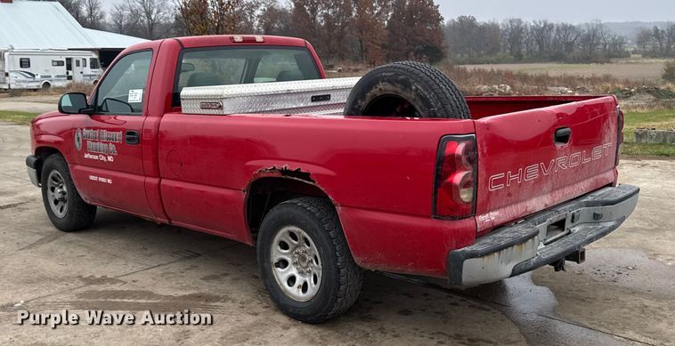 image for item EA2113 2006 Chevrolet Silverado 1500 pickup truck