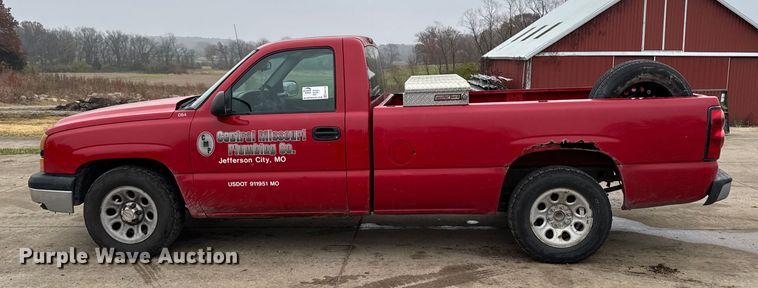 image for item EA2113 2006 Chevrolet Silverado 1500 pickup truck