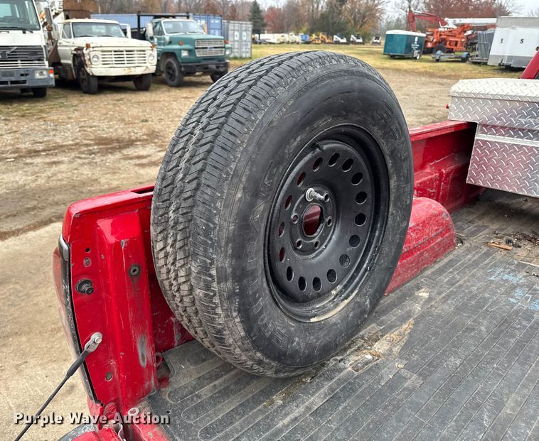 image for item EA2113 2006 Chevrolet Silverado 1500 pickup truck