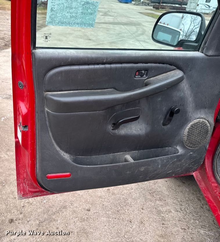 image for item EA2113 2006 Chevrolet Silverado 1500 pickup truck