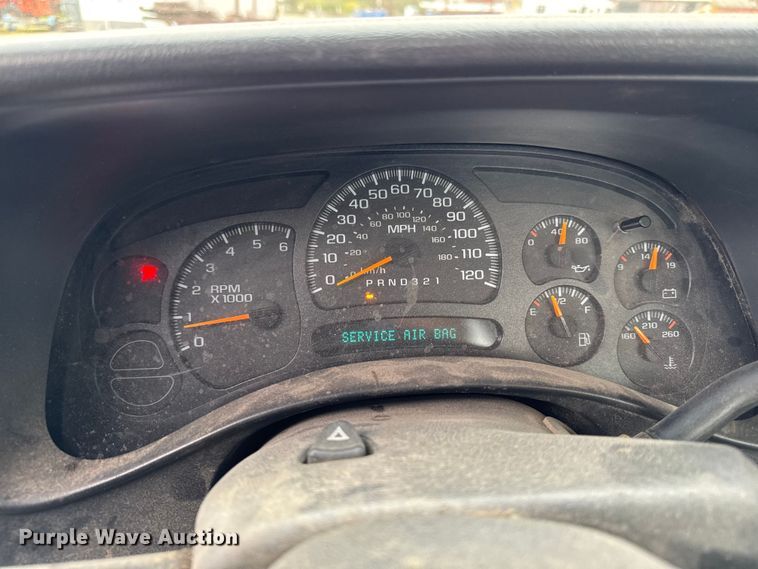 image for item EA2113 2006 Chevrolet Silverado 1500 pickup truck