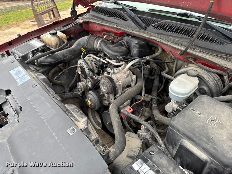 image for item EA2113 2006 Chevrolet Silverado 1500 pickup truck