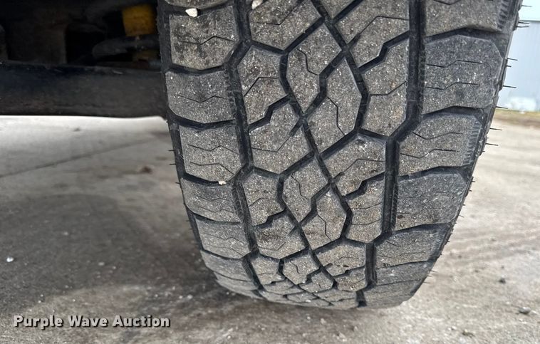 image for item EA2113 2006 Chevrolet Silverado 1500 pickup truck