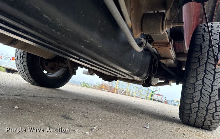 image for item EA2115 2006 Chevrolet Silverado 1500 pickup truck