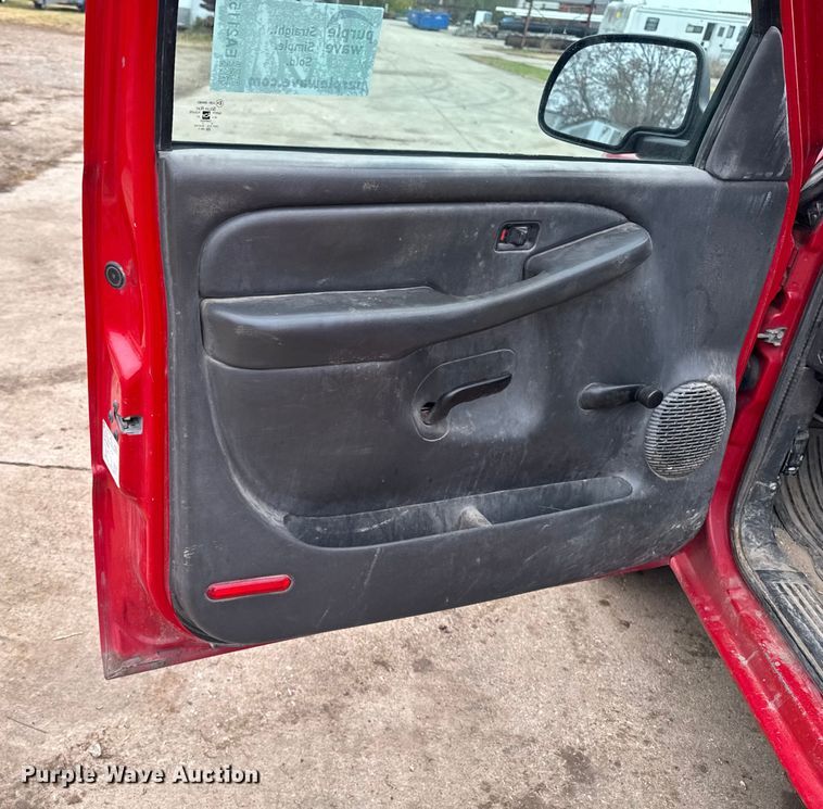 image for item EA2115 2006 Chevrolet Silverado 1500 pickup truck