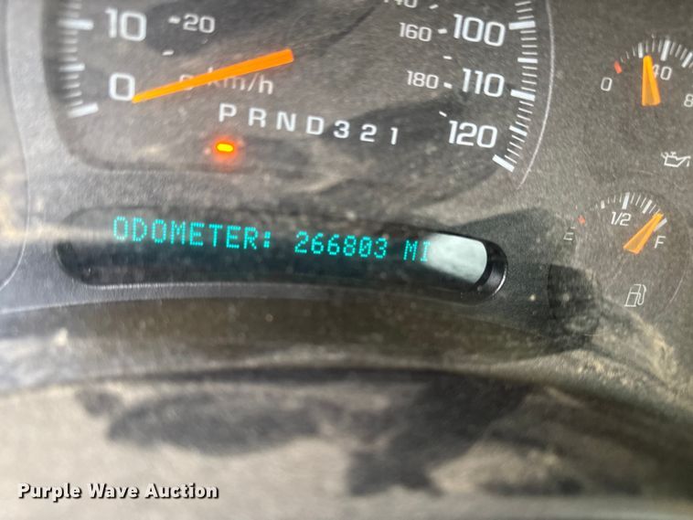 image for item EA2115 2006 Chevrolet Silverado 1500 pickup truck