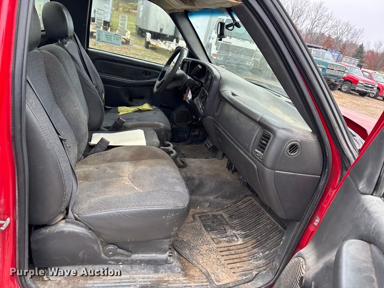 image for item EA2115 2006 Chevrolet Silverado 1500 pickup truck