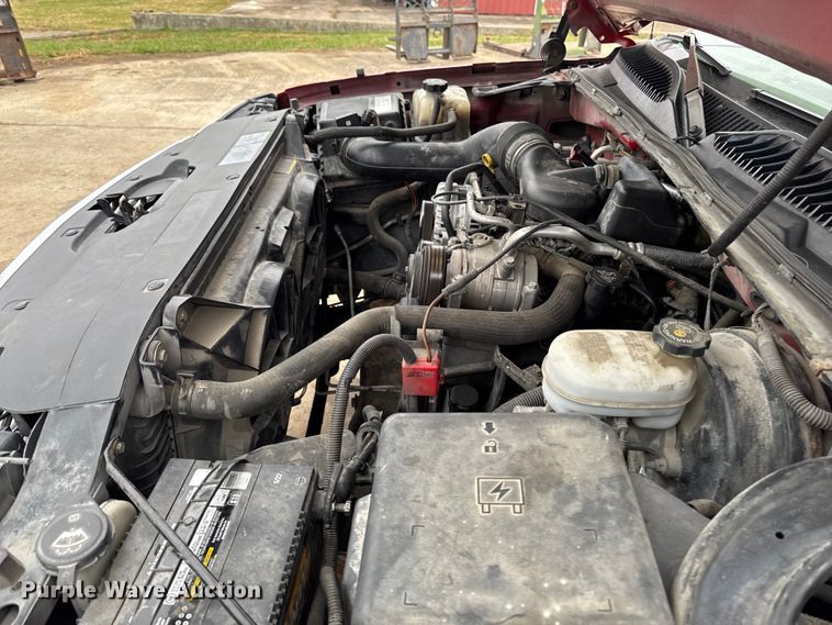 image for item EA2115 2006 Chevrolet Silverado 1500 pickup truck