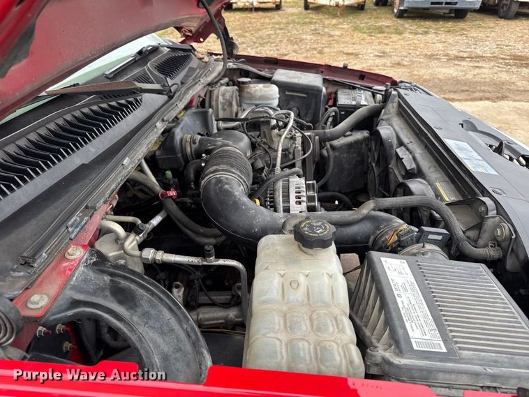 image for item EA2115 2006 Chevrolet Silverado 1500 pickup truck