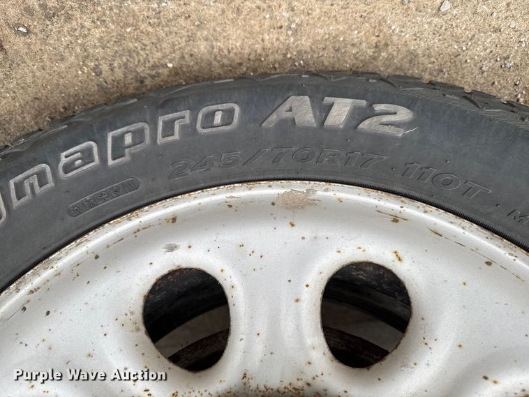 image for item EA2115 2006 Chevrolet Silverado 1500 pickup truck