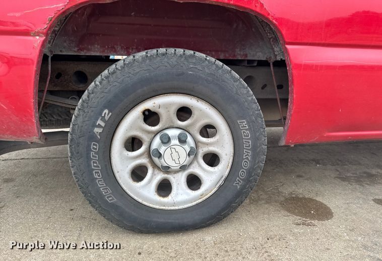 image for item EA2115 2006 Chevrolet Silverado 1500 pickup truck