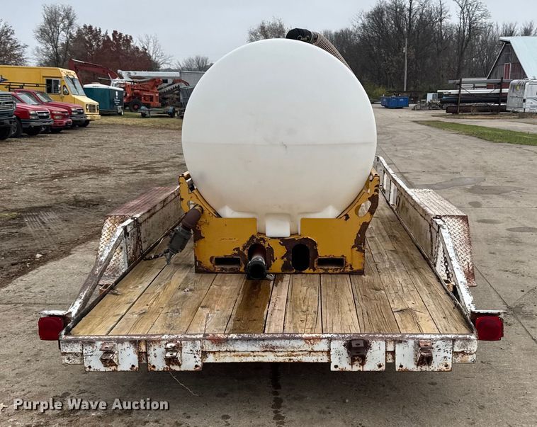 image for item EA2117 1993 Shop built equipment trailer with fluid mixing system