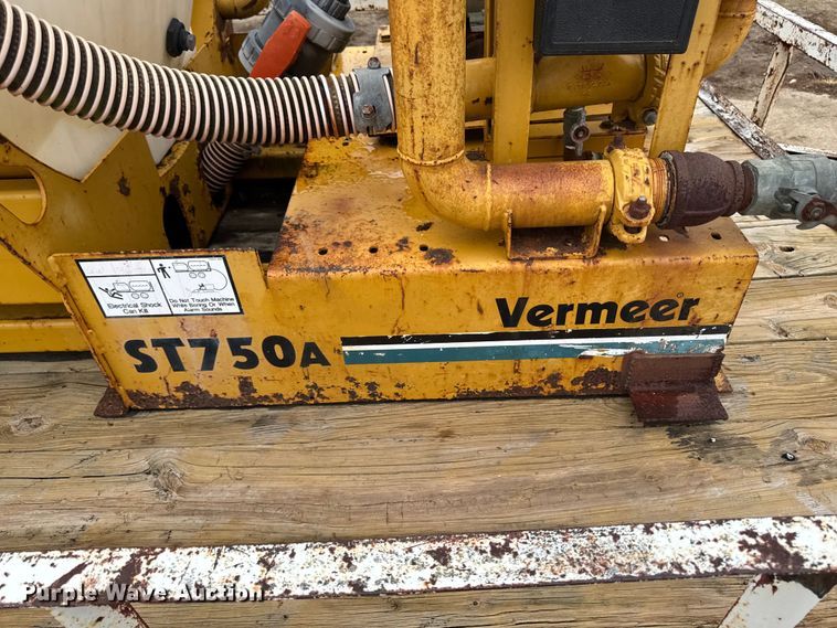 image for item EA2117 1993 Shop built equipment trailer with fluid mixing system