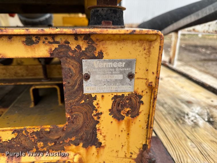 image for item EA2117 1993 Shop built equipment trailer with fluid mixing system