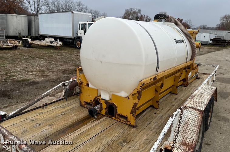 image for item EA2117 1993 Shop built equipment trailer with fluid mixing system