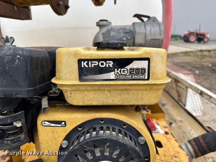 image for item EA2117 1993 Shop built equipment trailer with fluid mixing system