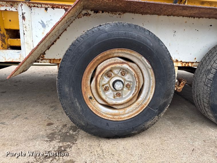 image for item EA2117 1993 Shop built equipment trailer with fluid mixing system