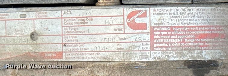 image for item EA2118 1990 International F2574 vacuum truck