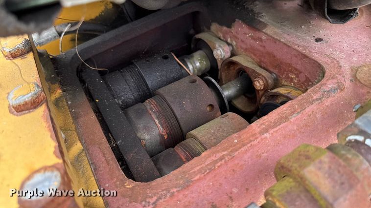 image for item EA2119 1997 Vermeer D24x40 directional boring unit