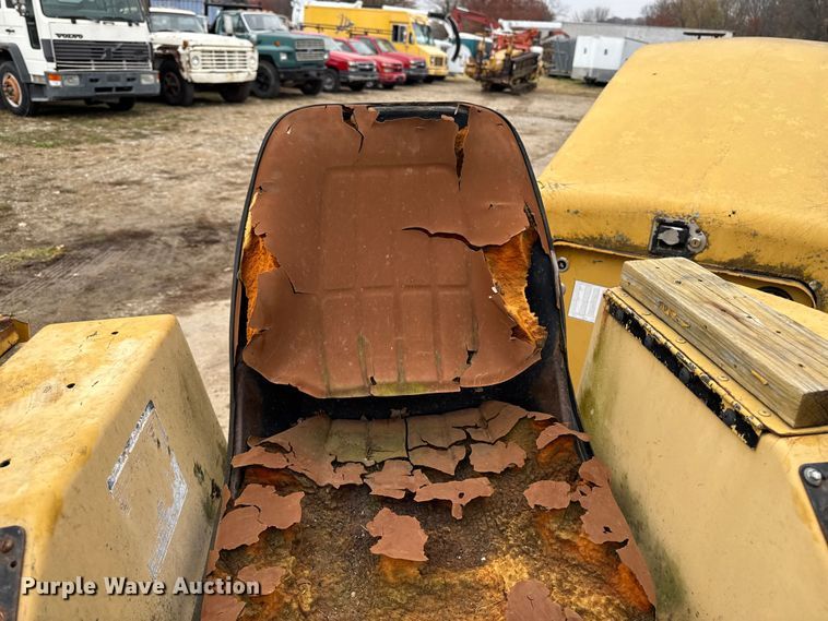 image for item EA2120 Vermeer D33x44 directional boring unit