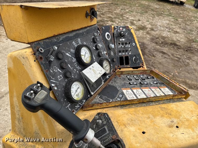 image for item EA2120 Vermeer D33x44 directional boring unit