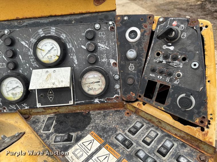 image for item EA2120 Vermeer D33x44 directional boring unit