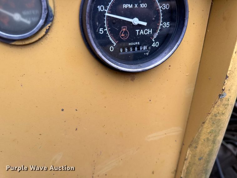 image for item EA2120 Vermeer D33x44 directional boring unit