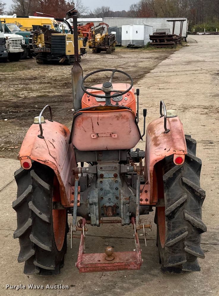 image for item EA2121 Kubota MFWD tractor