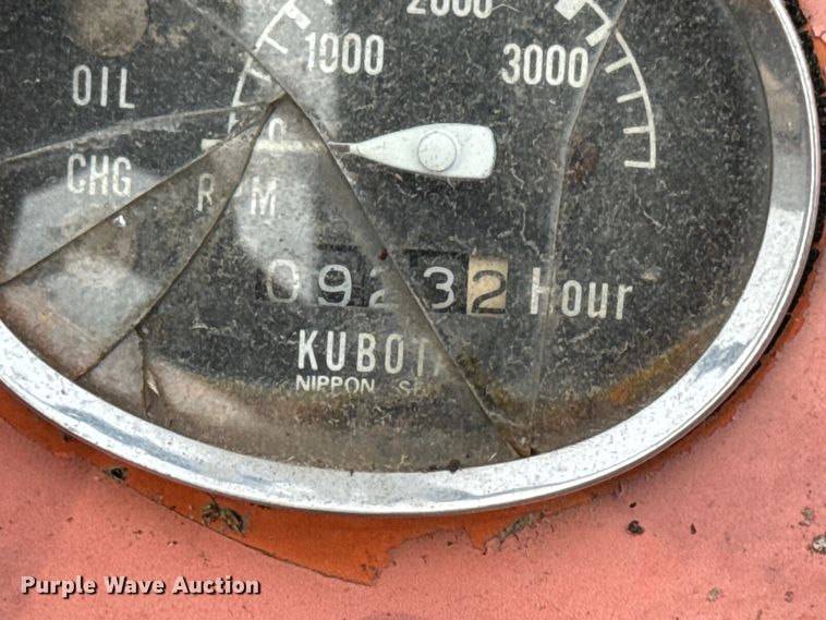 image for item EA2121 Kubota MFWD tractor