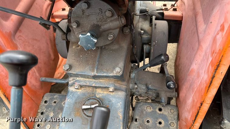 image for item EA2121 Kubota MFWD tractor