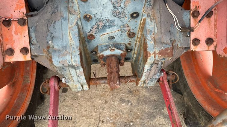 image for item EA2121 Kubota MFWD tractor