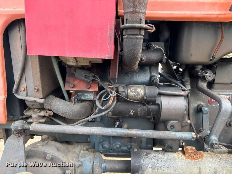 image for item EA2121 Kubota MFWD tractor