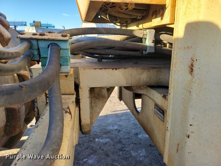 image for item EA2733 Ingersoll Rand SD-40F single drum vibratory roller