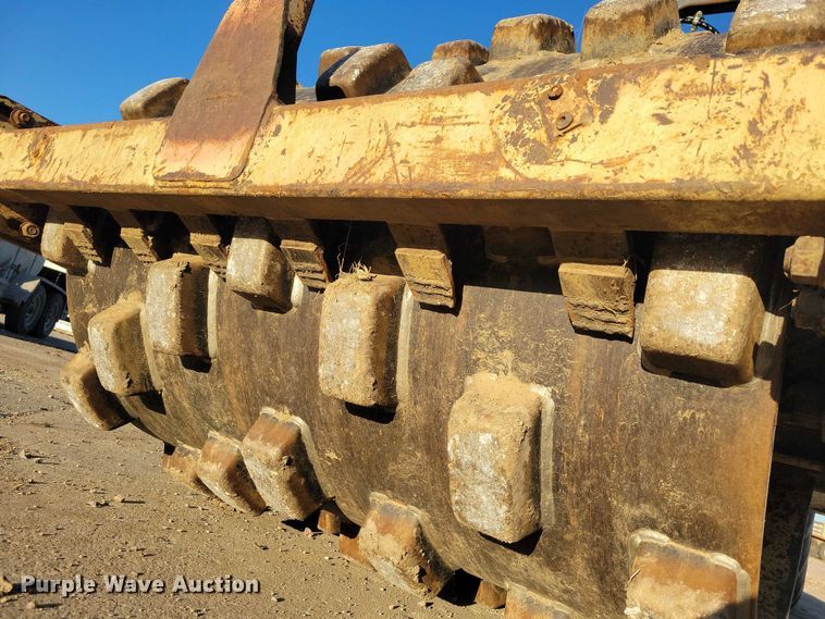 image for item EA2733 Ingersoll Rand SD-40F single drum vibratory roller