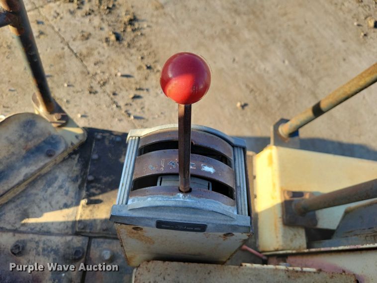 image for item EA2733 Ingersoll Rand SD-40F single drum vibratory roller