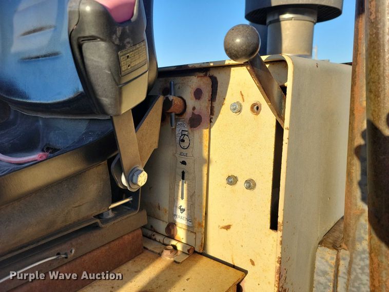 image for item EA2733 Ingersoll Rand SD-40F single drum vibratory roller