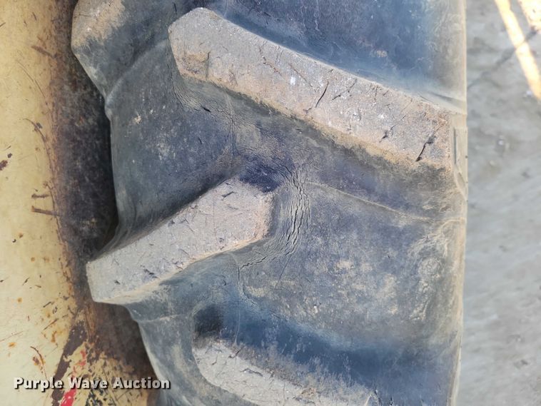 image for item EA2733 Ingersoll Rand SD-40F single drum vibratory roller