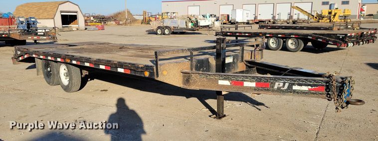 image for item EA2734 2017 PJ F8202 equipment trailer
