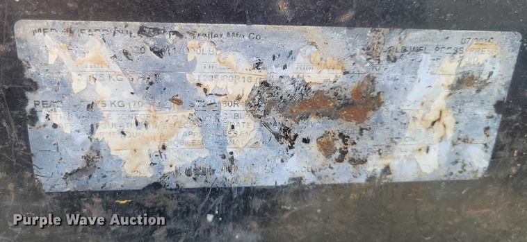 image for item EA2734 2017 PJ F8202 equipment trailer