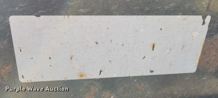 image for item EA2735 2015 PJ F8202 equipment trailer