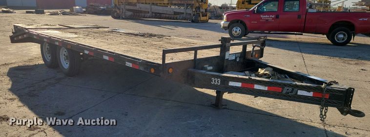 image for item EA2736 2015 PJ F8202 equipment trailer