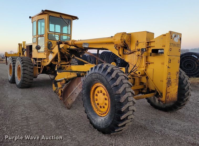 MOTOCONFORMADORA CATERPILLAR 16 1968