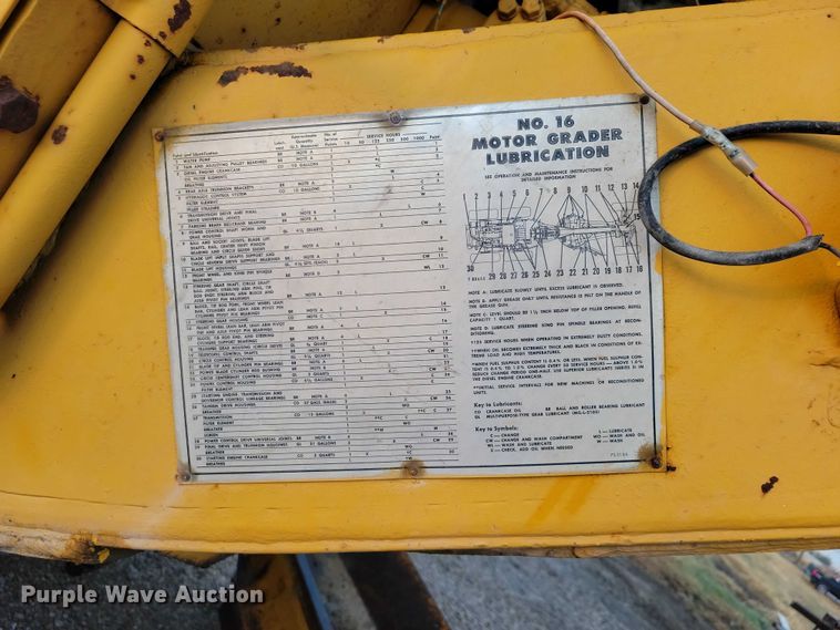 image for item EA2739 1968 Caterpillar 16 rigid frame motor grader